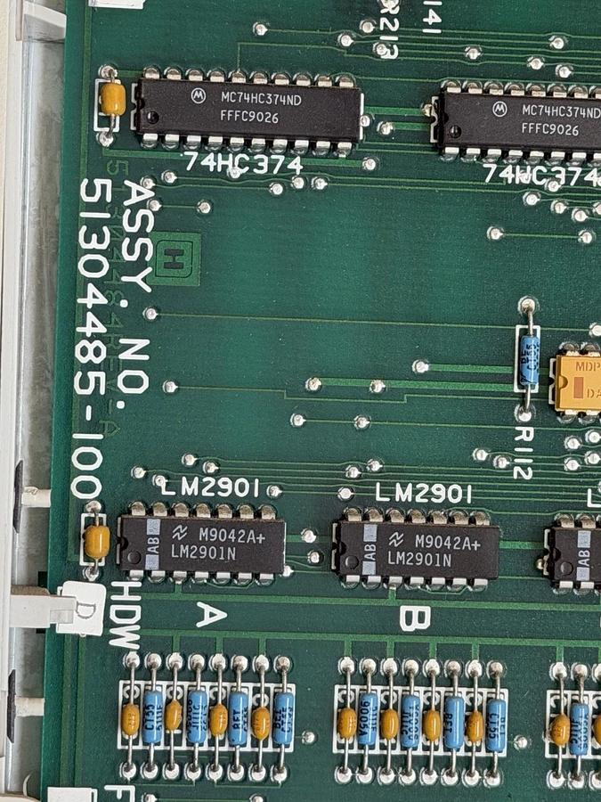 Used HONEYWELL 51401525-100 Rev A 15-Slot Chassis w/ (13) Digital & (2) Analog Module