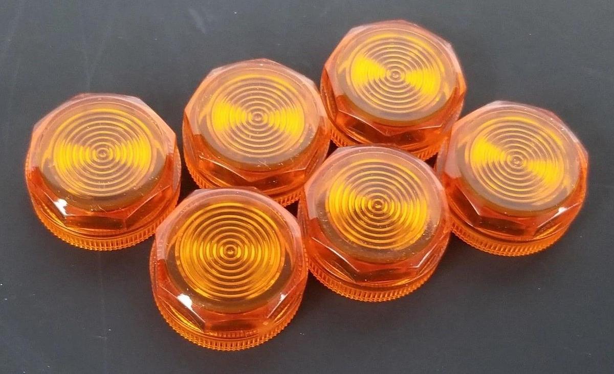 Used BOX OF 6 NEW CUTLER HAMMER E22AE9 PLASTIC LENSES AMBER FOR INDICATING LIGHT