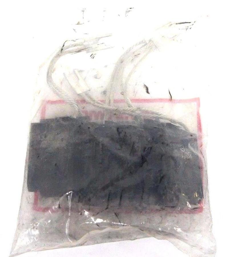 Used BAG OF 4 NEW HELWIG CARBON 13-751522 CARBON BRUSHES 0.75" x 1.5" x 2.5" 13751522