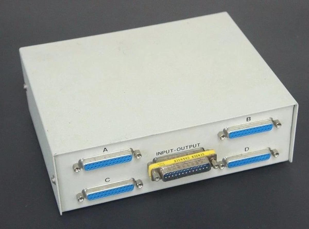 Used GENERIC 4 CHANNEL MANUAL DATA TRANSFER SWITCH