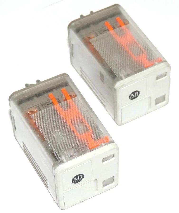 Used LOT OF 2 ALLEN BRADLEY 700-HA32A2-99 SER. B RELAYS, 10 AMP 240V 50/60HZ