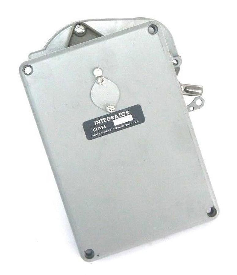 NEW BAILEY METER CO. CLASS Y110D INTEGRATOR