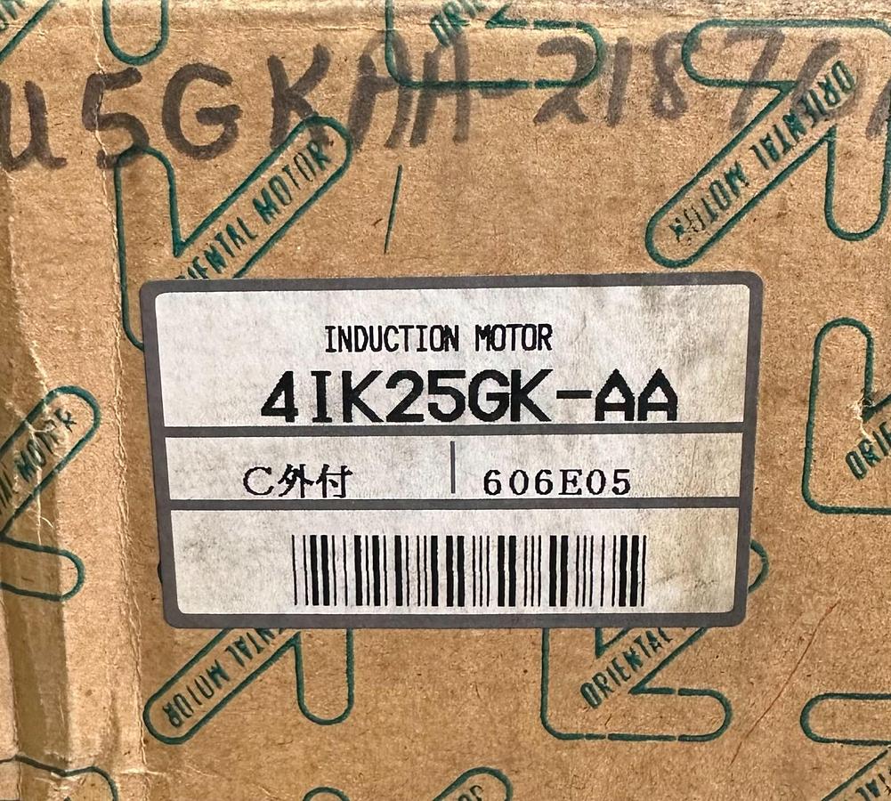 Used NEW ORIENTAL MOTOR 4IK25GK-AA / 4IK25GKAA INDUCTION MOTOR 25W 60Hz .49A 115V