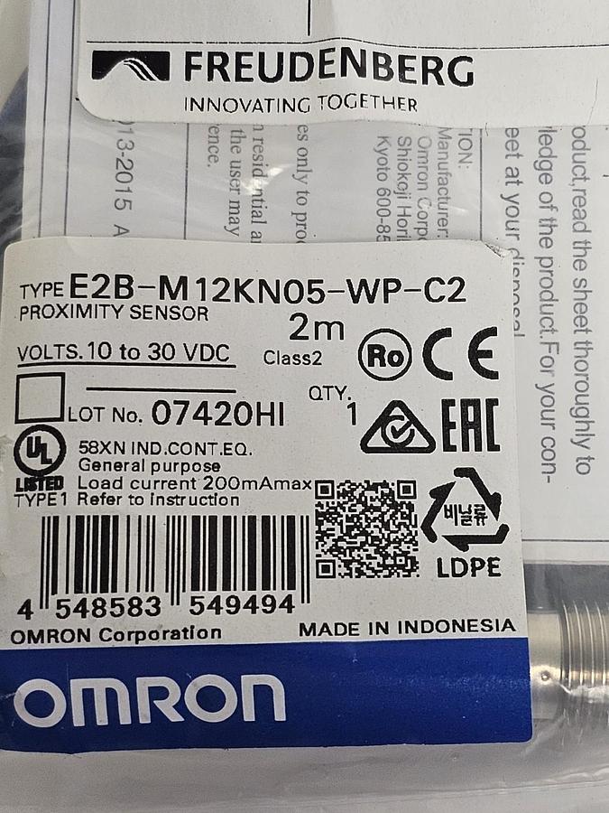 NEW OMRON E2B-M12KN05-WP-C2 PROXIMITY SENSOR E2BM12KN05WPC2 2M