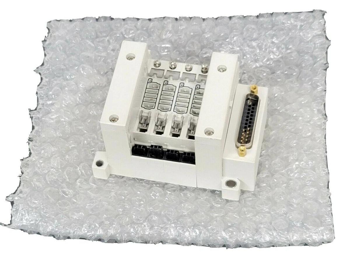 NEW SMC VV5Q11-04N7FU3-X50US VV5Q MANIFOLD VV5Q1104N7FU3X50US