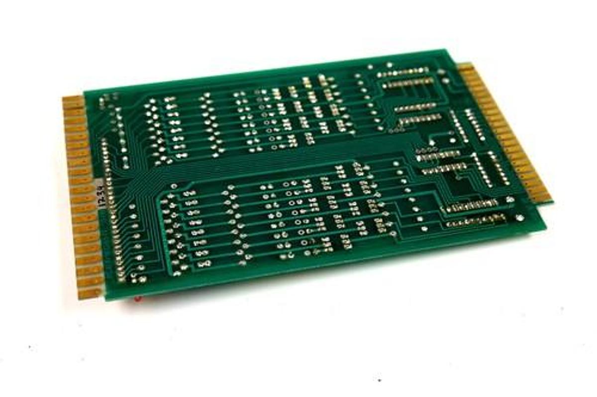 Used MCGILL Q6511 PC8 INPUT BOARD 1701-7110 REV. F 17017110