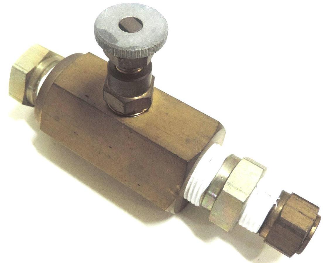 Used DELTROL PNEU-TROL N35B 3/4" FNPT BRASS NEEDLE VALVE W/ FITTINGS ASSEMBLY