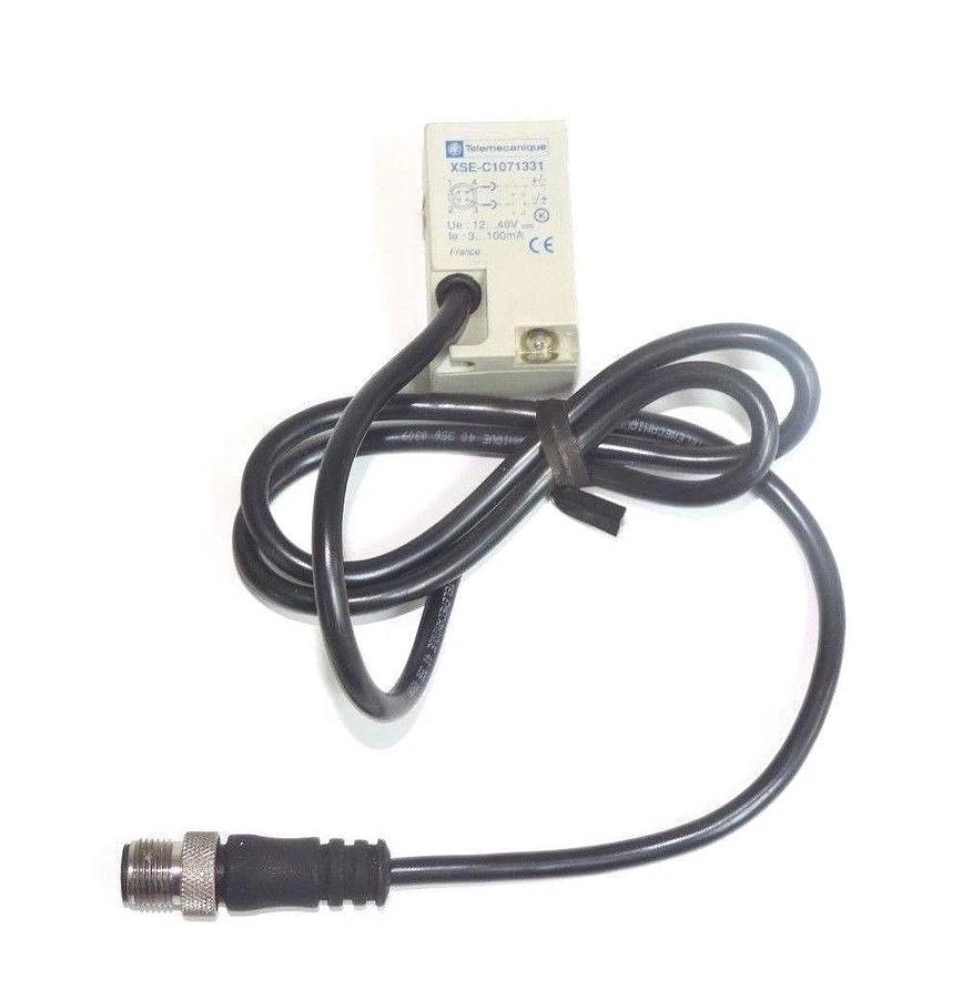 Used TELEMECANIQUE XSE C1071331 INDUCTIVE PROXIMITY SENSOR