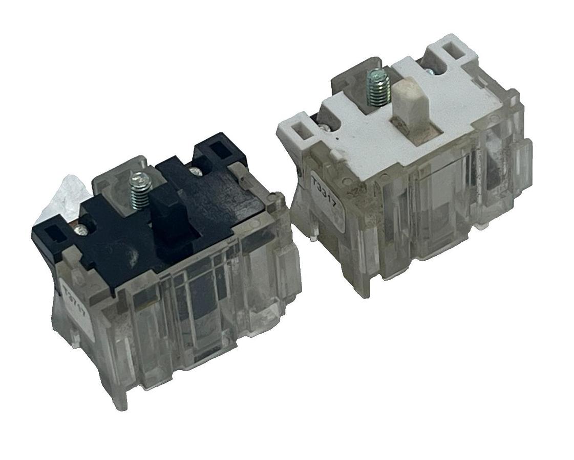 Used Eaton HT800 Series Contact Block Set - (1) HT8A NO & (1) HT8B NC - 30mm NEMA
