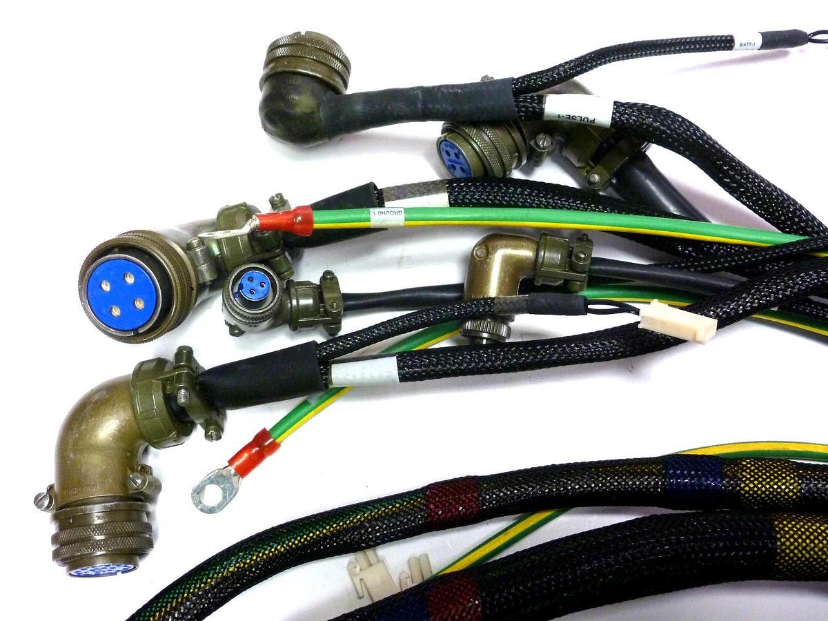 Used FANUC EE-3287-325-001 REV. C PWR/PULSE 1-3 ROBOT CABLE EE3287325001