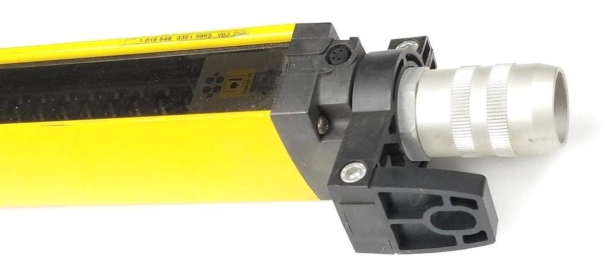 Used SICK OPTIC C4000 LIGHT CURTAIN SENDER 1018647 / C40S-1203CA010 / C40S1203CA010