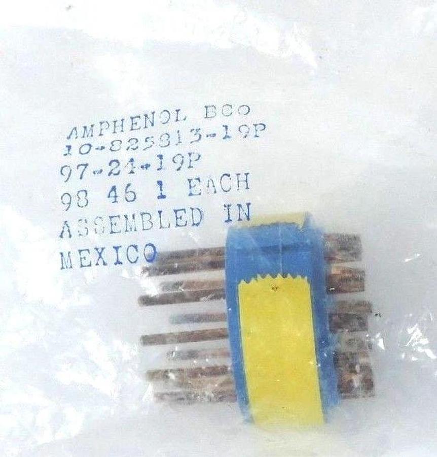 Used NEW AMPHENOL 10-825813-19P CONNECTOR 1082581319P, 97-24-19P