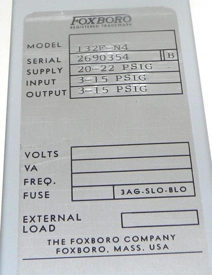 Used FOXBORO 132F-N4 INDICATING CONTROLLER 132FN4 SUPPLY 20-22 PSIG