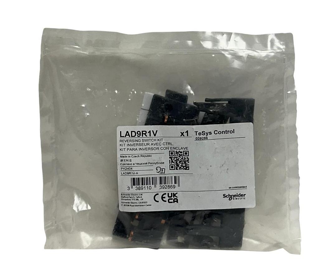 Used SCHNEIDER ELECTRIC LAD9R1V TeSys CONTROL REVERSING SWITCH KIT 3-POLE OEM NSFS