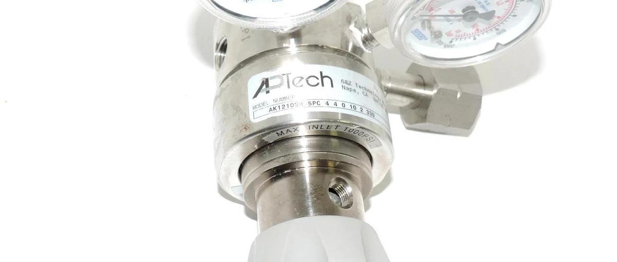 Used APTECH AK1210SH 5PC 4 4 0 10 2 330 PRESSURE REGULATOR VALVE W/ GAUGES