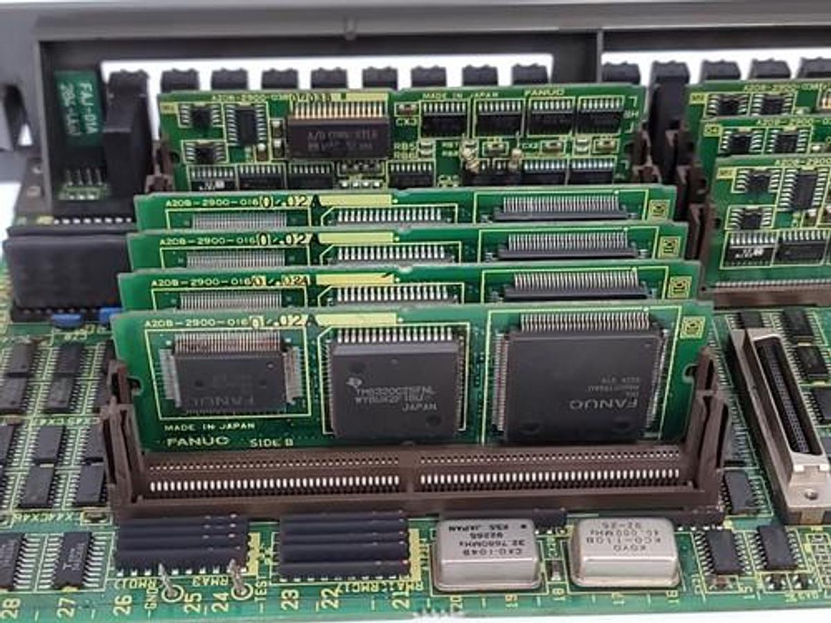 Used FANUC A16B-2200-0854/02B PCB - AXIS CONTROL 8 AXIS BOARD