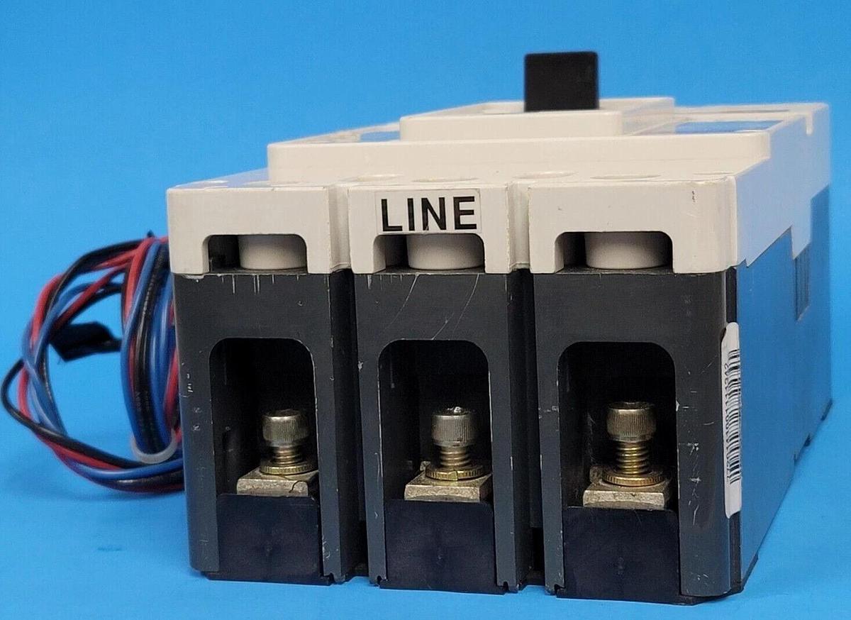 Used EATON CUTLER HAMMER HKD3400F CIRCUIT BREAKER STYLE 1492D82G03, N05NFXRS3A