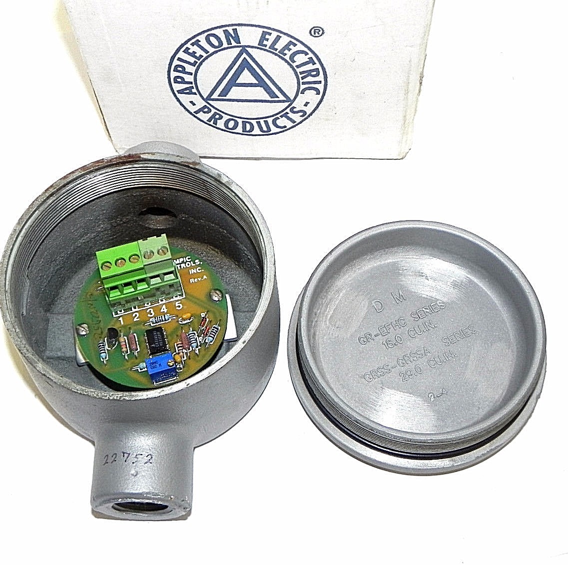 Used NEW APPLETON GR-EFHC SERIES CONDUIT OUTLET BOX 3WAY .75INCH NPT NEMA 3/4