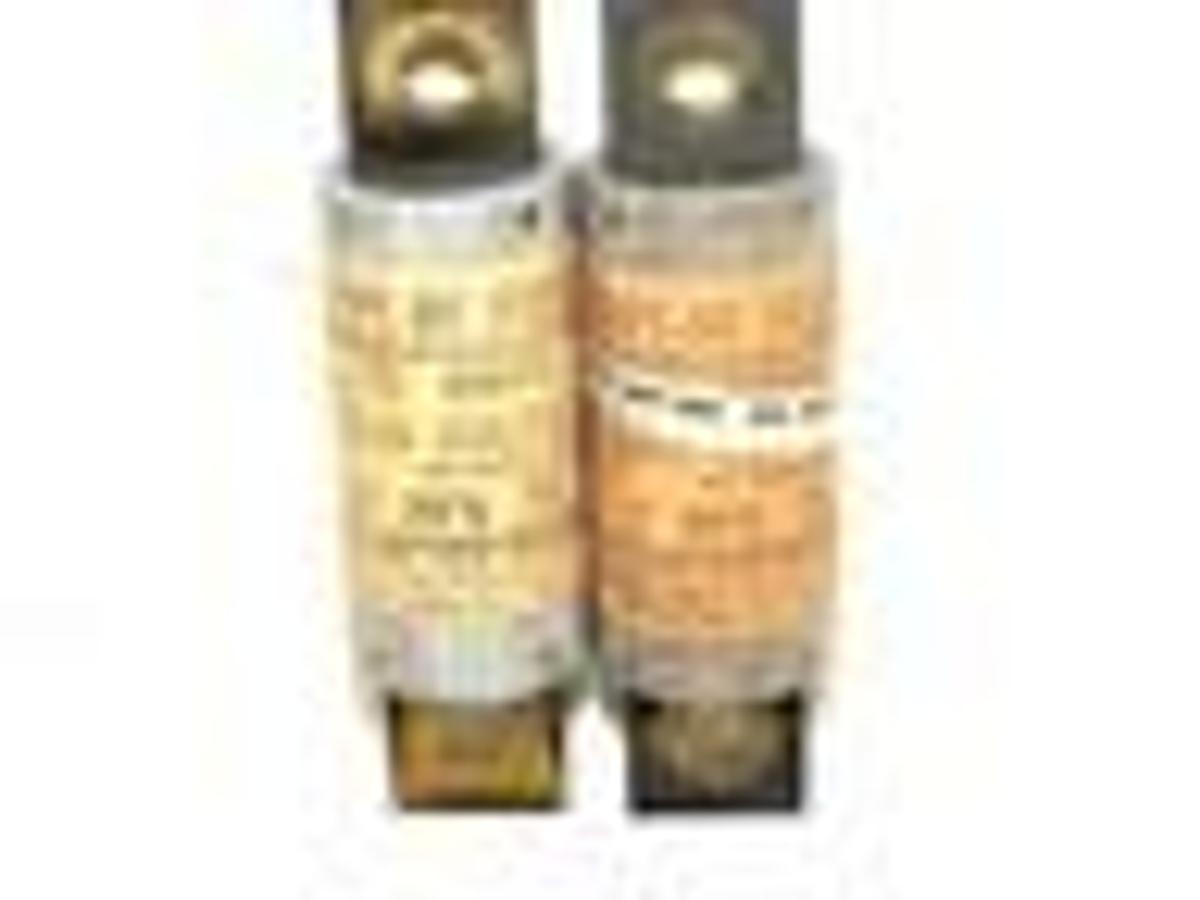 Used LOT OF 2 RELIANCE ELECTRIC RFV 70 FUSES 70AMP 500VAC RECTIFER TYPE RFV70