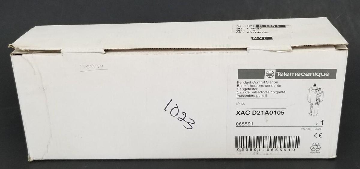 Used NIB TELEMECANIQUE XAC D21A0105 PENDANT CONTROL STATION XACD21A0105