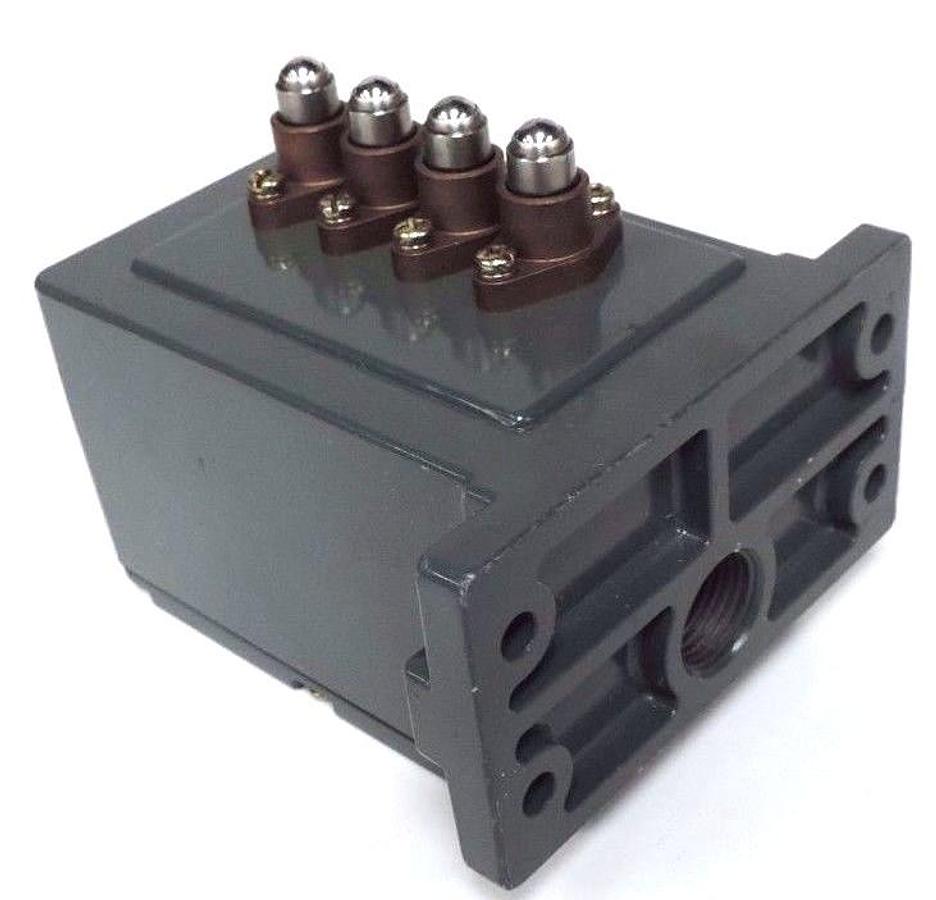 Used NEW SUGA TYPE LB401B 4-POSITION LIMIT SWITCH