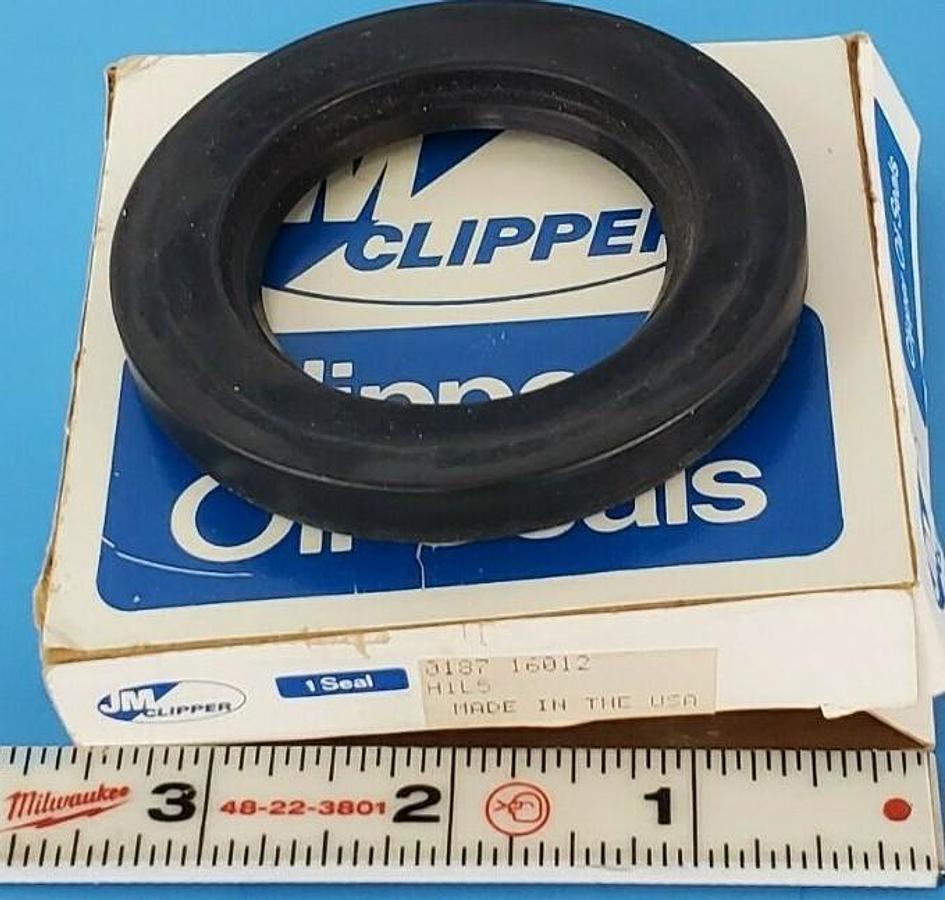 Used NEW JM CLIPPER 16012 OIL SEAL 0187 16012 H1L5, 16012-LUP, 16012H1L5