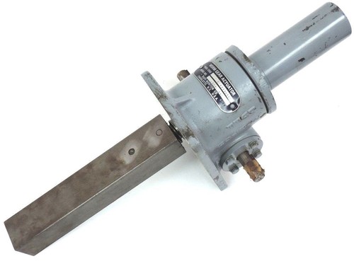 Used DUFF-NORTON M10004-661 WORM GEAR ACTUATOR 2" SHAFT KGABZ00D06BAH