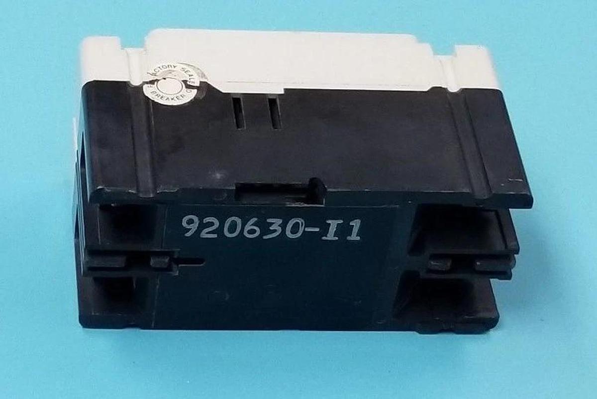 Used WESTINGHOUSE 6639C85G87 CIRCUIT BREAKER HFD2030 , SER.C, 600VAC, 30A, HFD 65K