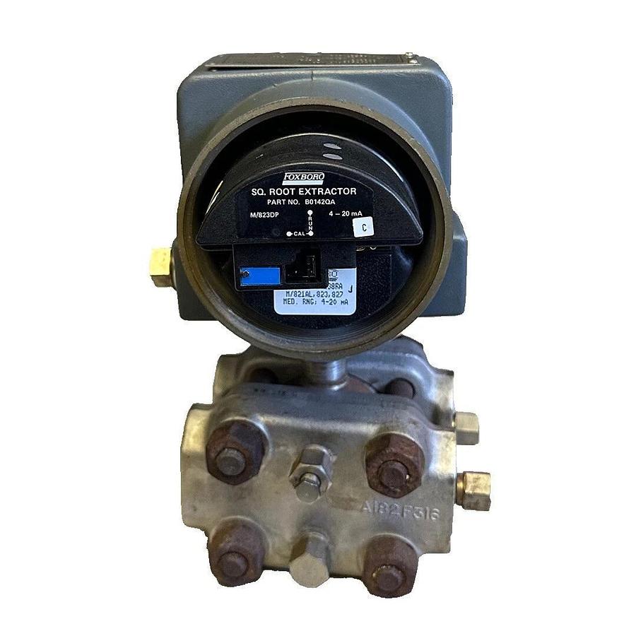 Used FOXBORO 823DP-I3S1SM2-S / 823DPI3S1SM2S ELECTRONIC TRANSMITTER 12.5-65V 93141787