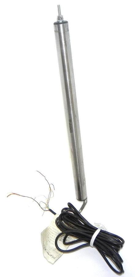NEW SOLARTRON M920113A912-04 TRANSDUCER M920113A912-04 P/N: 920114