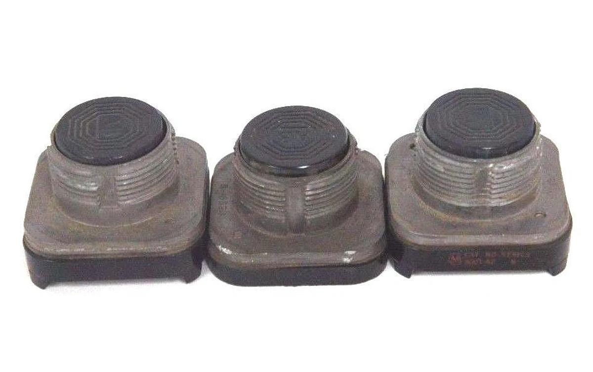Used LOT OF 3 ALLEN BRADLEY 800T-A2 PUSH BUTTON FLUSH HEADS SER B 800TA2