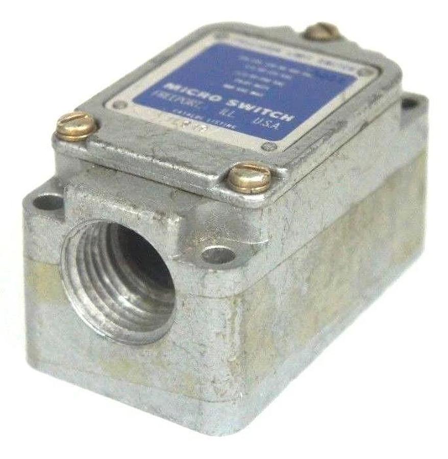 Used MICRO SWITCH 1LS19 LIMIT SWITCH 10A-120 240 OR 480VAC SWITCH BODY ONLY