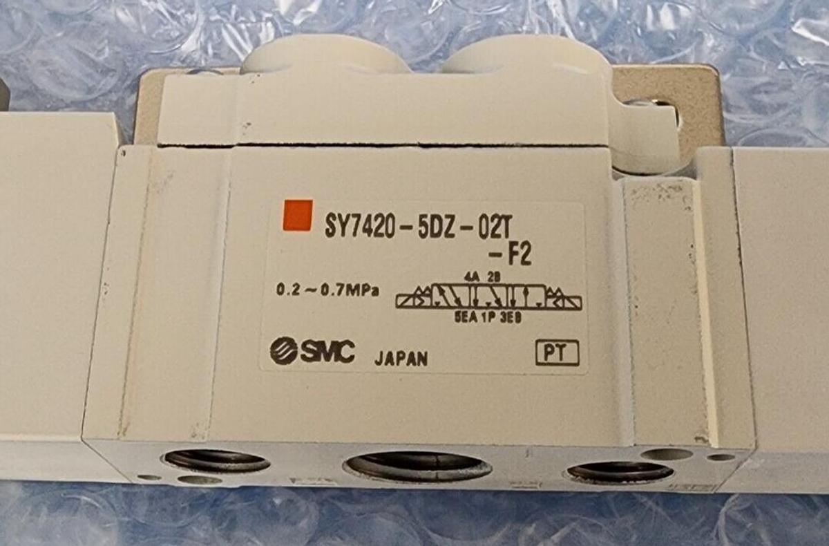Used NEW SMC SY7420-5DZ-02T-F2 SOLENOID VALVE 5 PORT