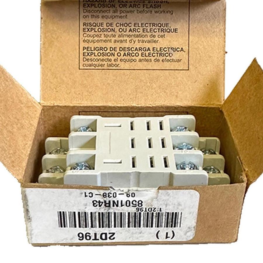 NEW SQUARE-D 8501NR43 SER. B RELAY SOCKET 11-PINS 300VAC 10A