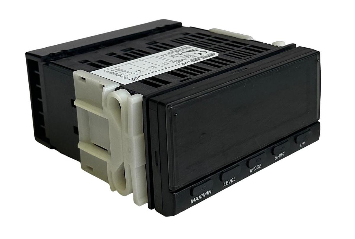 Used OMRON K3HB-XAD / K3HBXAD DIGITAL PANEL METER 24V AC/DC 50/60Hz