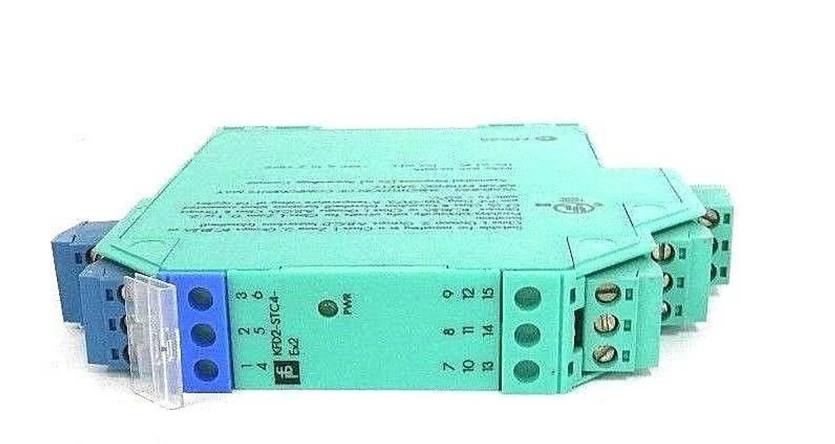 Used PEPPERL + FUCHS KFD2-STC4-EX2 2-WIRE SMART TRANSMITTERS P/N: 132952