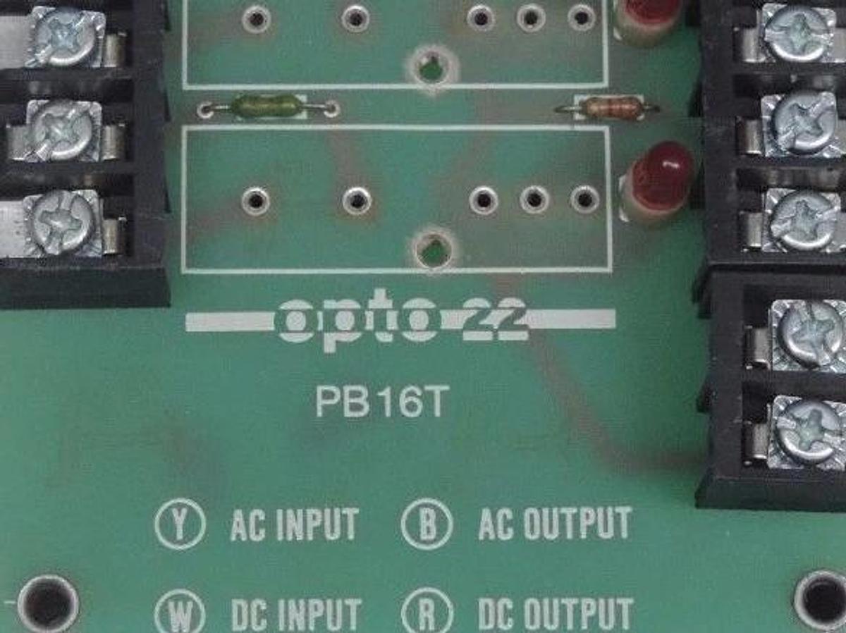 Used OPTO 22 PB16T I/O MODULE RACK 001057B