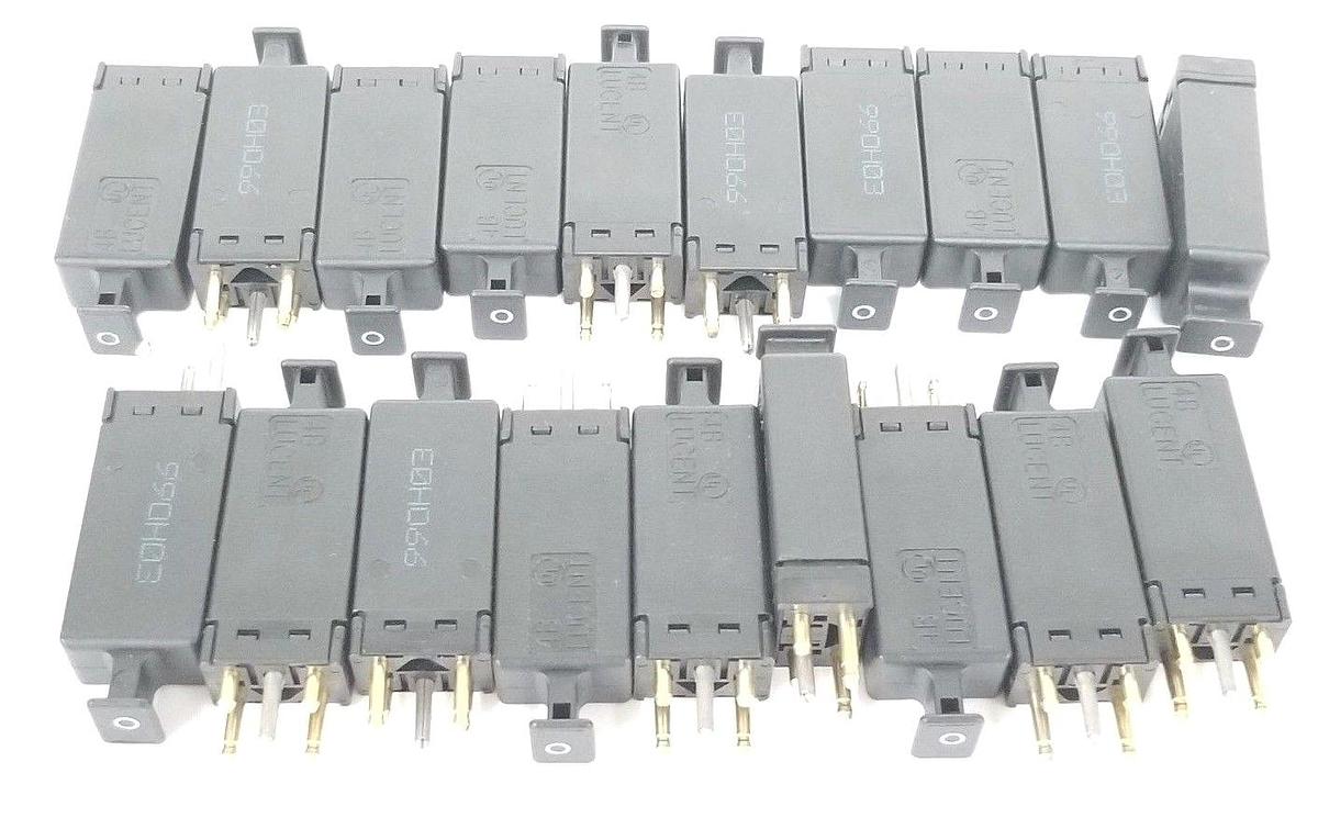 Used LOT OF 19 NEW LUCENT 4B ARRESTERS 99OH03