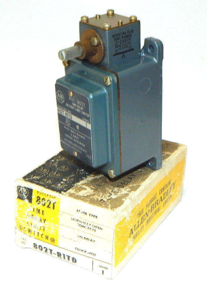 Used ALLEN BRADLEY 802T-R1TD SER 1, LIMIT SWITCH W/ Z-24809 OPERATING HEAD 802TR1TD