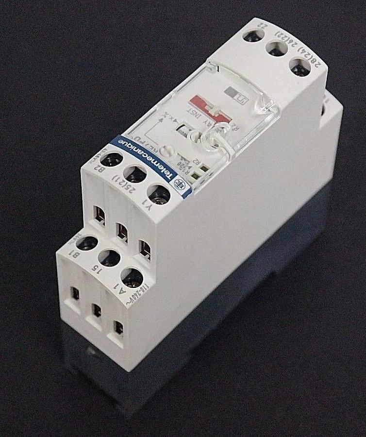 Used NIB TELEMECANIQUE RE7 PD13BU PULSE-ON ENERGISTION TIMER RELAY 031183 RE7PD13BU