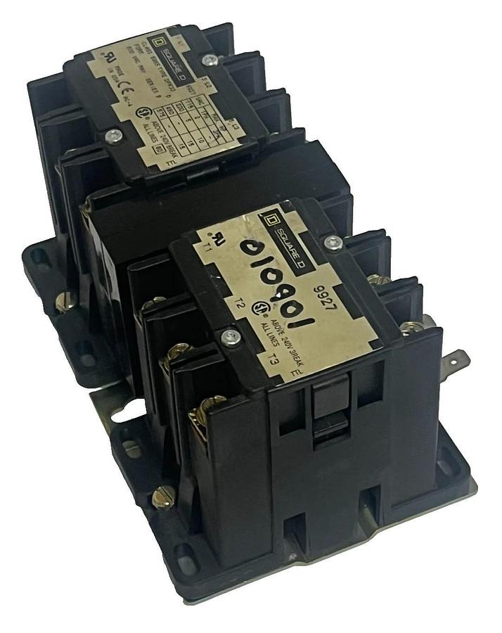 Used SQUARE D 8965DPR33V02 Ser. B Reversing Hoist Contactor 30A 600V NEMA 120V Coil