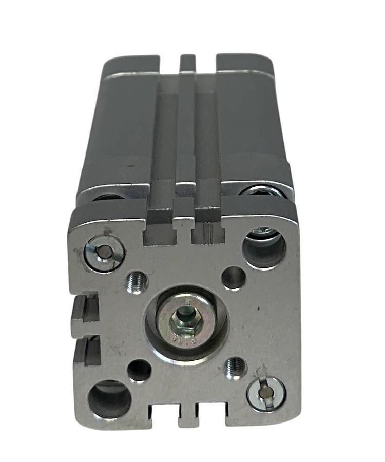 Used FESTO ADNGF-32-40-P-A / 554244 PNEUMATIC COMPACT CYLINDER 40mm STROKE USNP