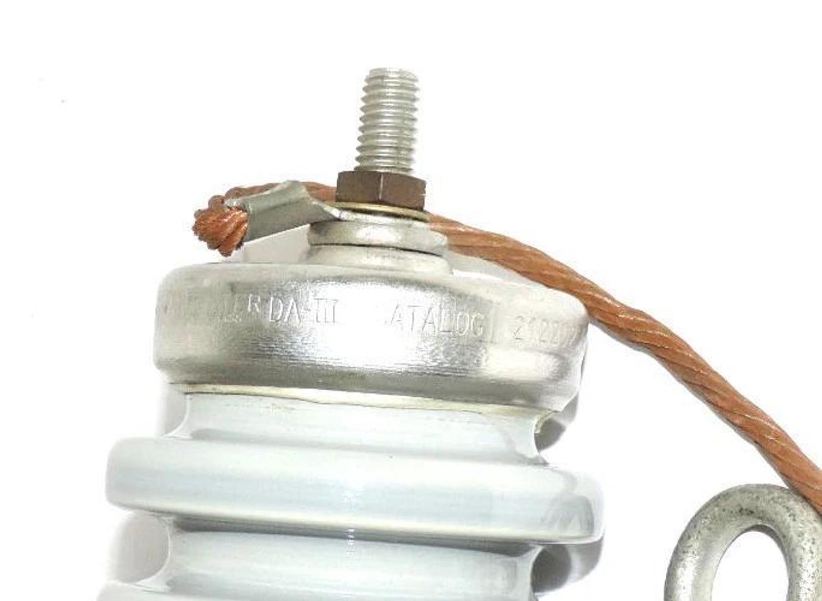 Used OHIO BRASS THOREX 2Q 81, 212202 ARRESTER DA-III RATING 6 KV. GAP 3/8"