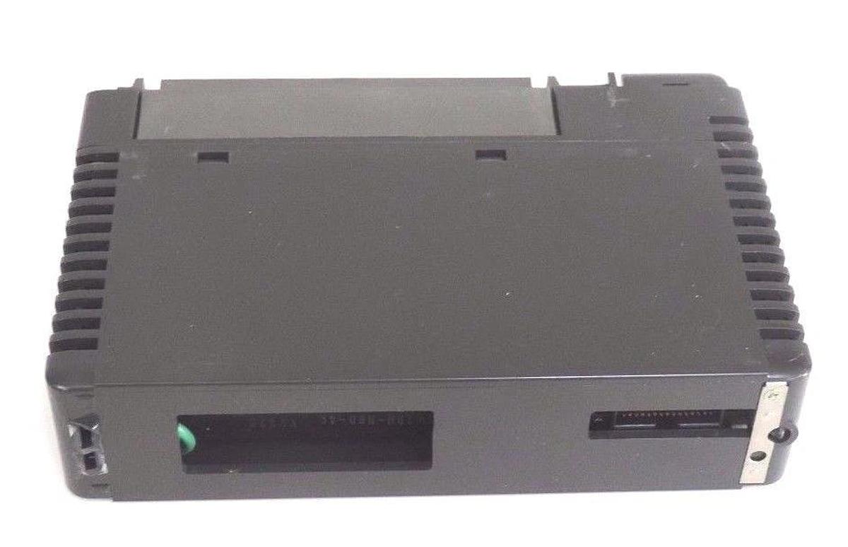 Used SIEMENS U-20T SIMATIC 16POINT OUTPUT MODULE 15/265VAC, 10MA/2A, 50/60HZ, U20T