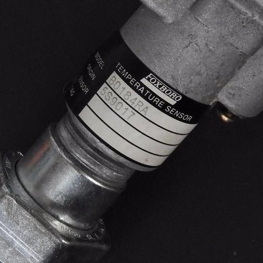 Used NEW FOXBORO B0184RA TEMPERATURE SENSOR WITH 316SS ASSEMBLY