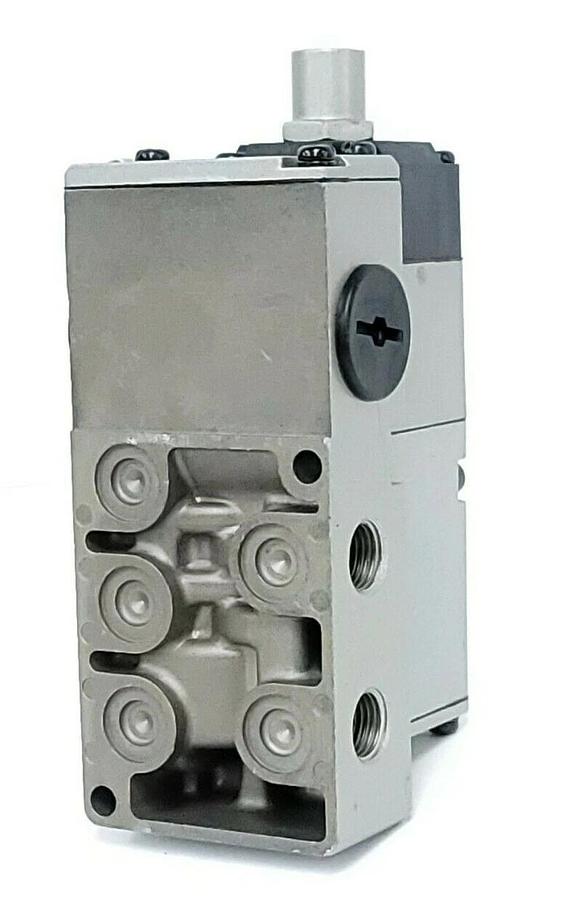 Used NIB SMC VS4110-029TP SOLENOID VALVE 4-5PORT VALVE VS4110029TP
