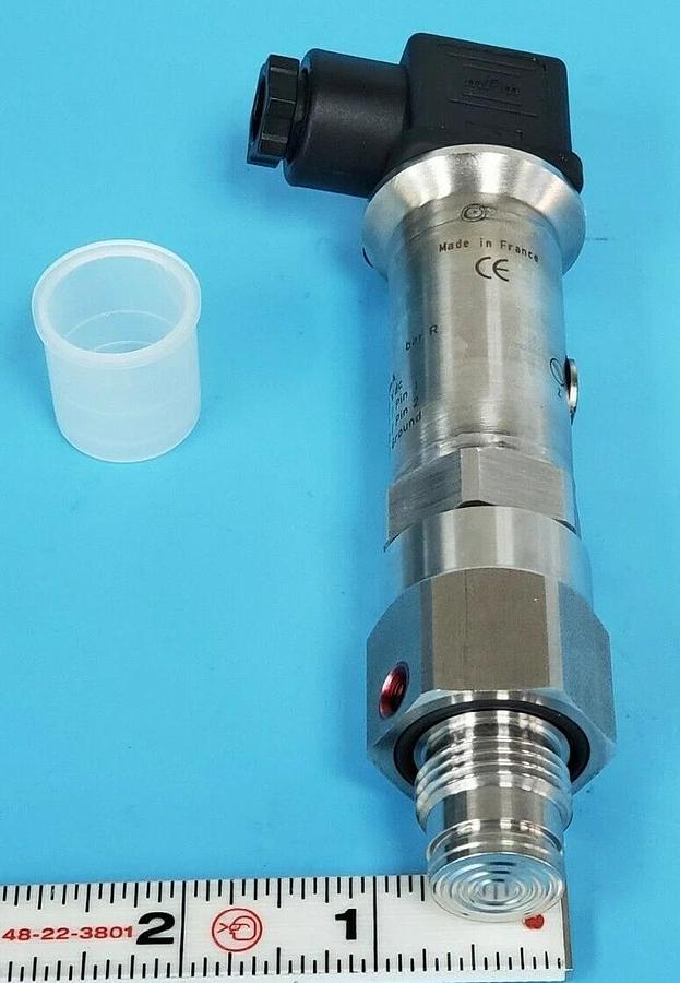 NEW BOURDON HAENNI TYPE: E923 PRESSURE TRANSMITTER 0-2.5 BAR 4-20mA 11-40VDC