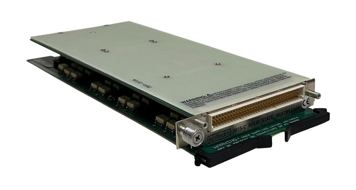 KEITHLEY 7015-C / 7015C SOLID STATE MULTIPLEXER 7011-311A QUAD 1x10 96-PIN NSNP