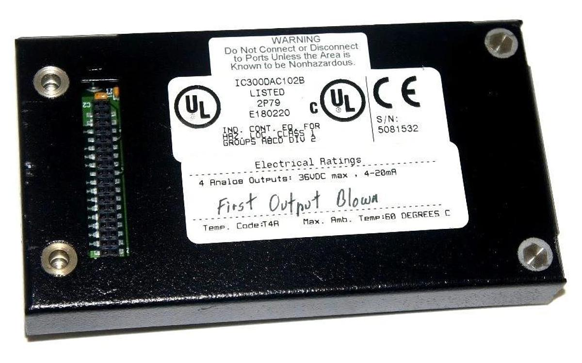 Used GE FANUC IC300DAC102B ANALOG OUTPUT MODULE IC300DAC102