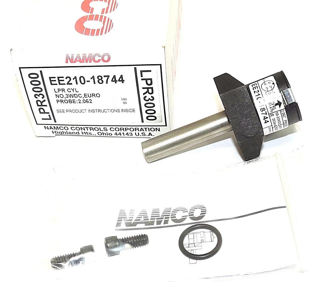 Used NIB NAMCO MODEL EE210-18744 CYLINDICATOR SENSOR EE21018744 PROBE: 2.062